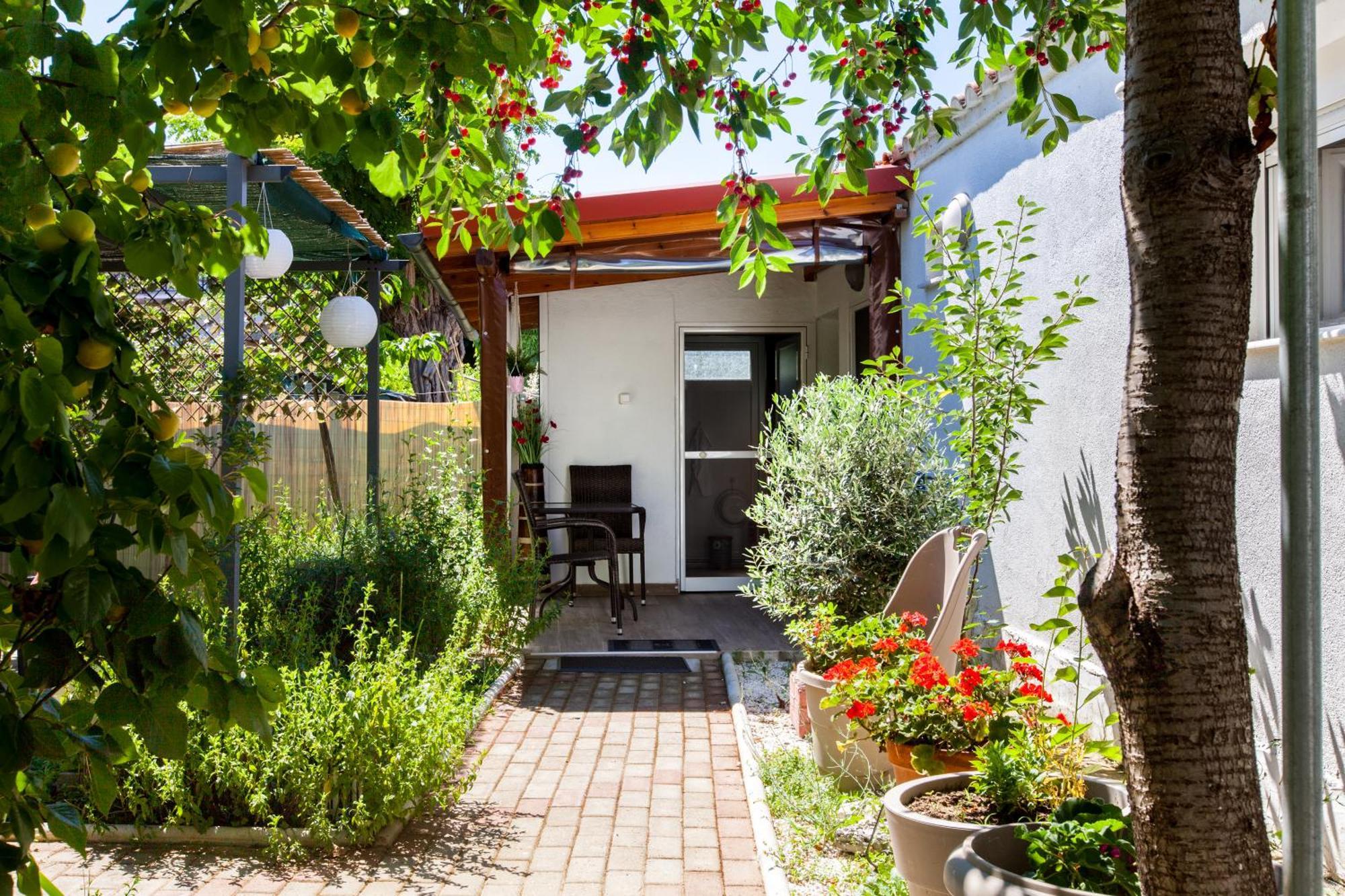 Garden Rooms Fanárion Exterior foto
